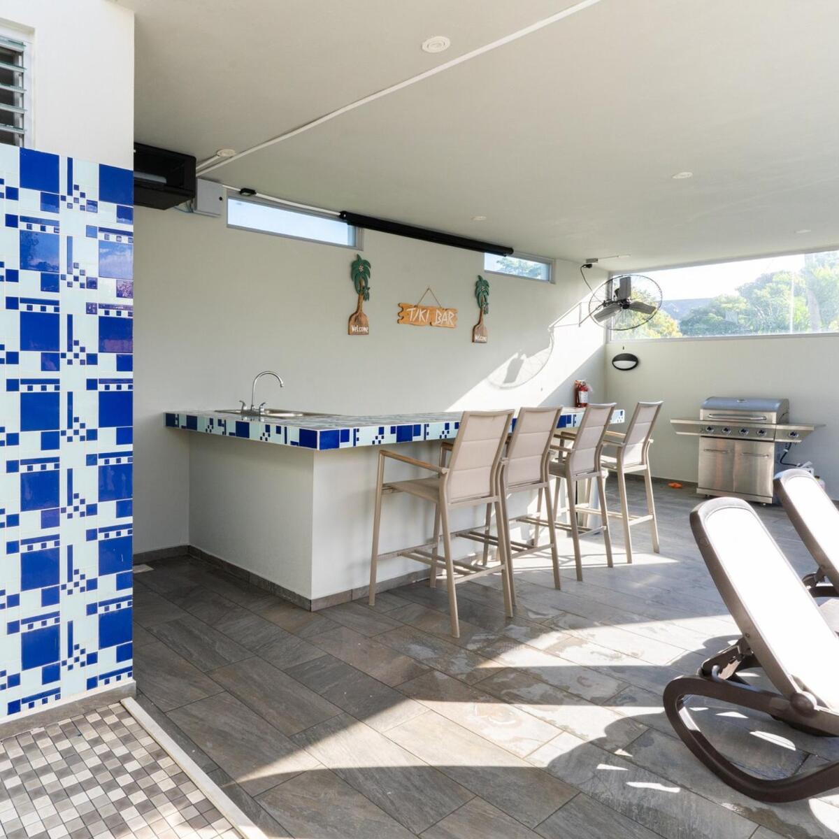 Aquaville Dorado Moderna A Studio 7 Kültér fotó