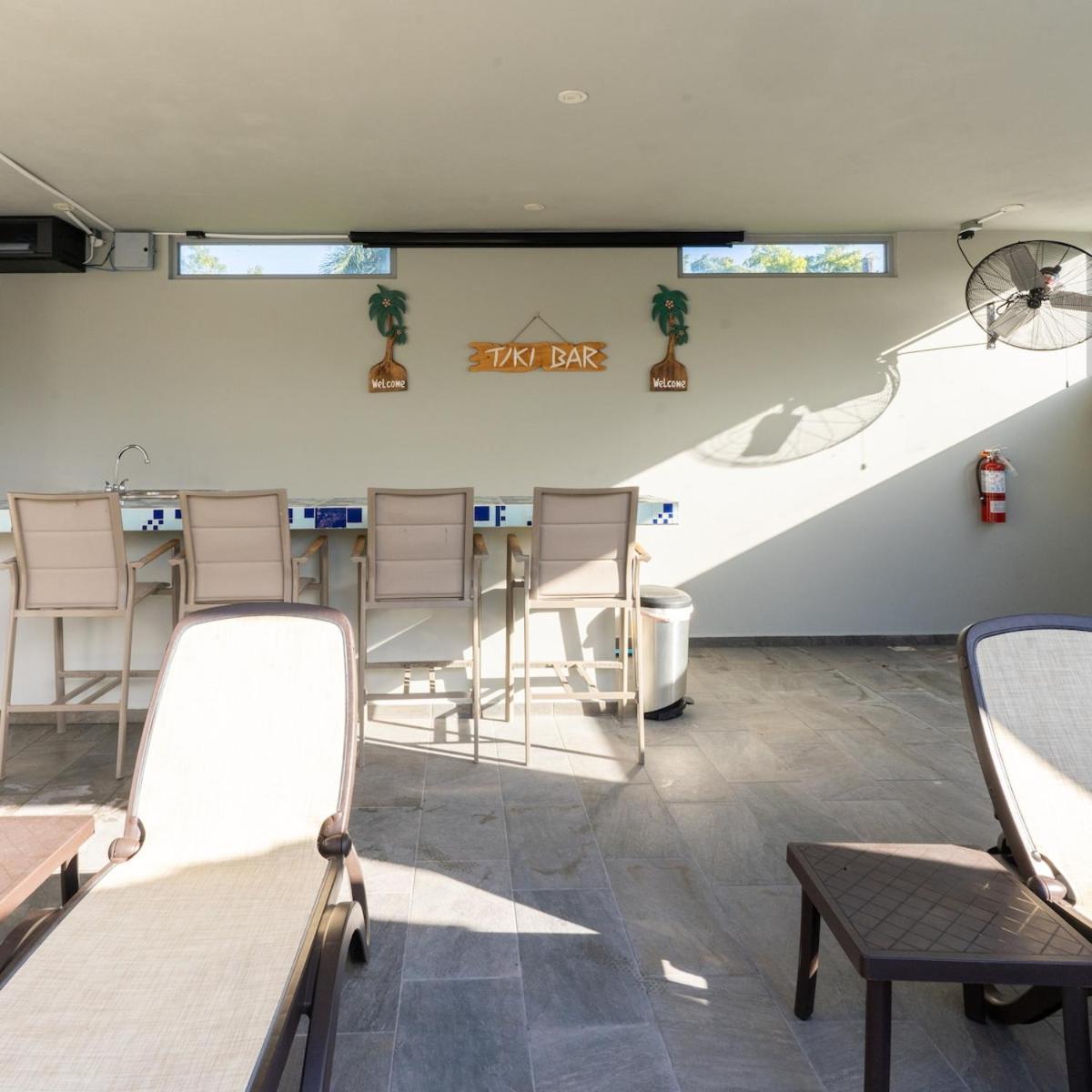 Aquaville Dorado Moderna A Studio 7 Kültér fotó